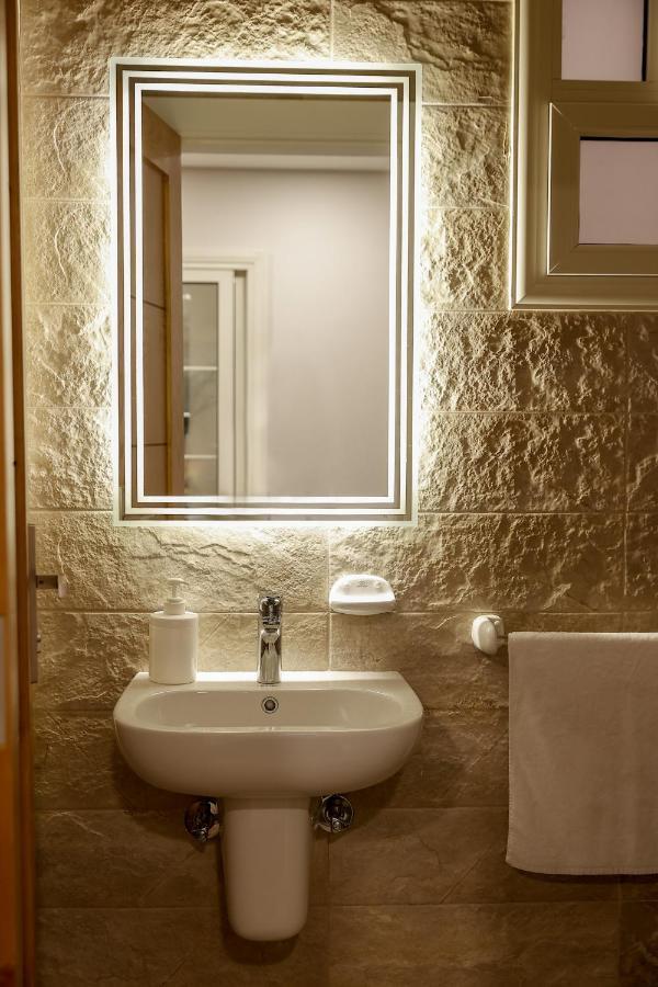M Residence New Cairo - Families Only Luaran gambar